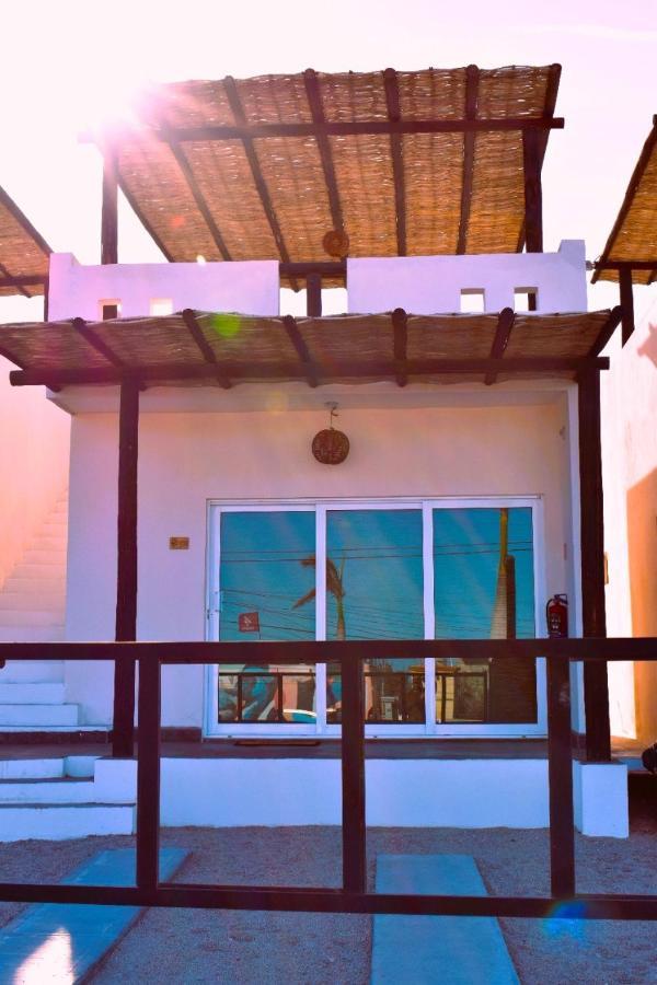 Ventana Blue Hotel El Sargento Esterno foto